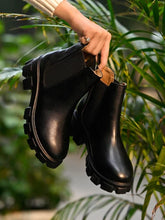 Shoetopia - Smart Casual Black Chelsea Boots For Women & Girls